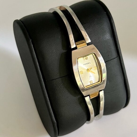 FOSSIL Ladies Petite Silver Tone Watch - Picture 4 of 8